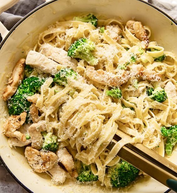 garlic parmesan chicken pasta