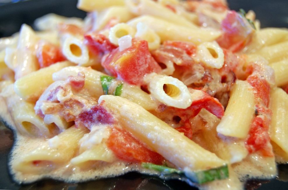 Tomato and Bacon Pasta